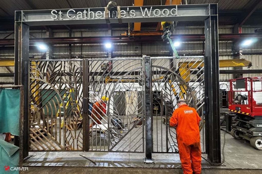 Victoria North trial erection